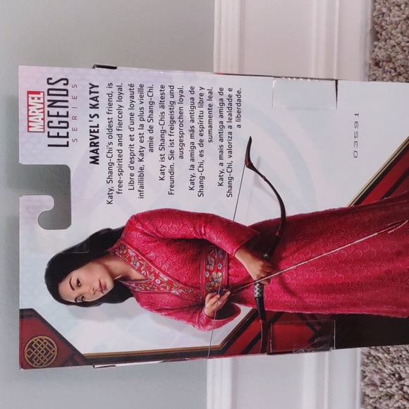 Marvel Legends Katie figure RARE - Picture 3 of 3